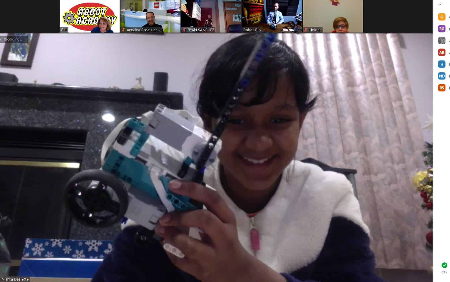 You are currently viewing 4 Thursdays | LEGO MINDSTORMS Robot Semi-Private Lessons | Scratch Programming | 1:00 pm EST