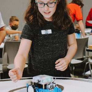 Robot Academy Arduino LEGO Robot with Robot Academy bin