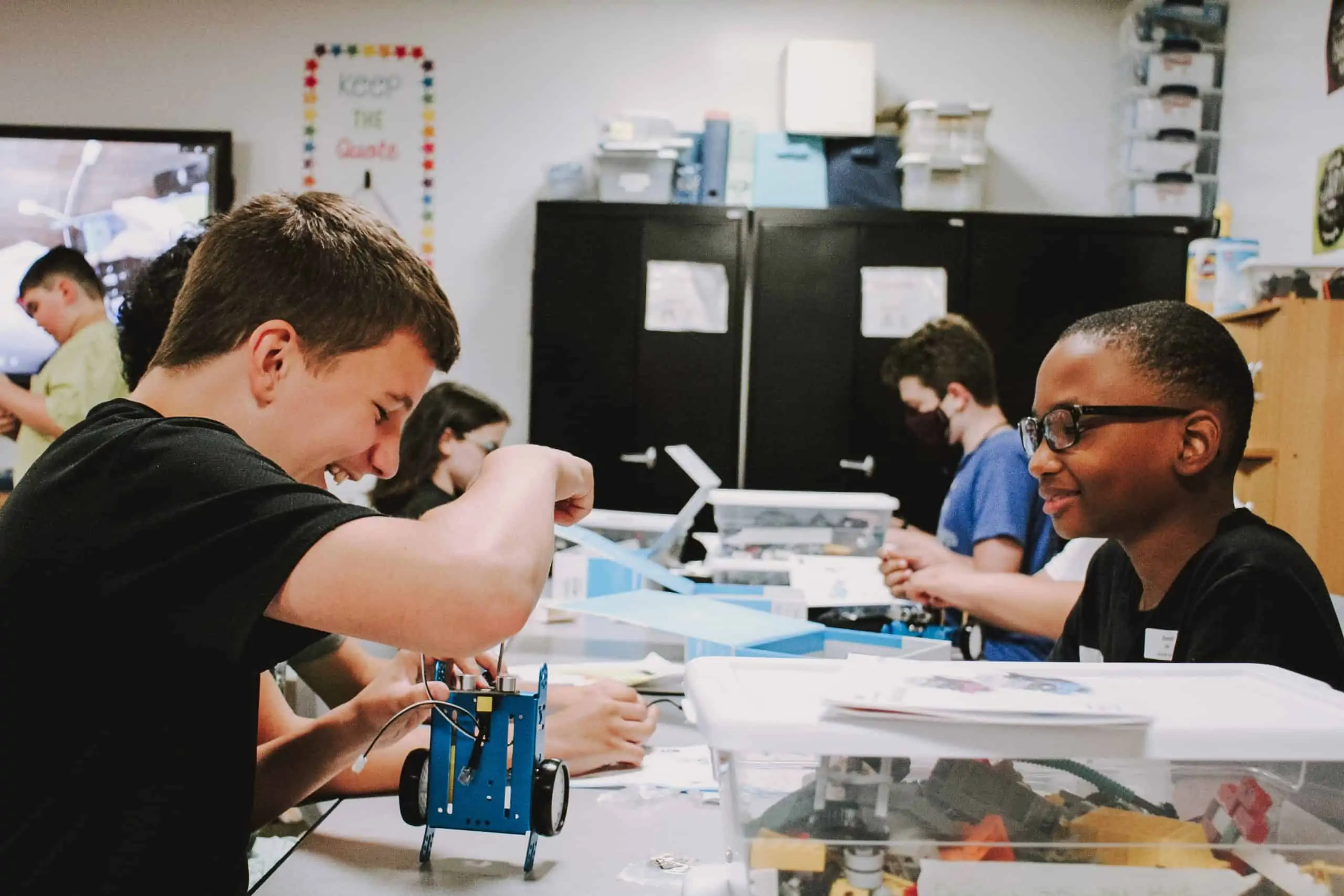 You are currently viewing Sr. LEGO® Robot Engineering Camp for ages 9 to 14 | Full Day | Westerville